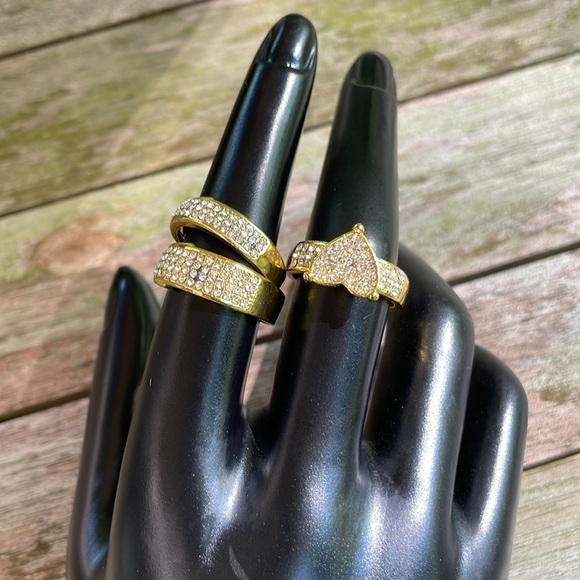 Rhinestone Heart  Engagement Ring Set - Picture 7 of 13